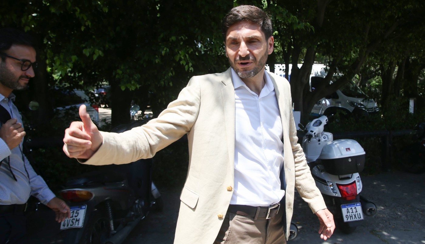 Pullaro apoyaría el ajuste de Milei, pero aclaró: "Defenderé con uñas y dientes los recursos" | Política