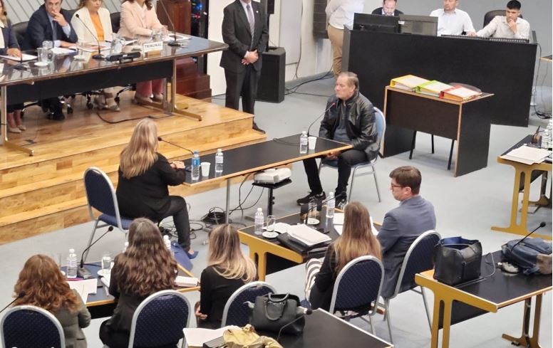 Tenso careo entre el abuelo de Lucio y abogada: "Parece que la familia Dupuy lo hubiera asesinado" | Actualidad