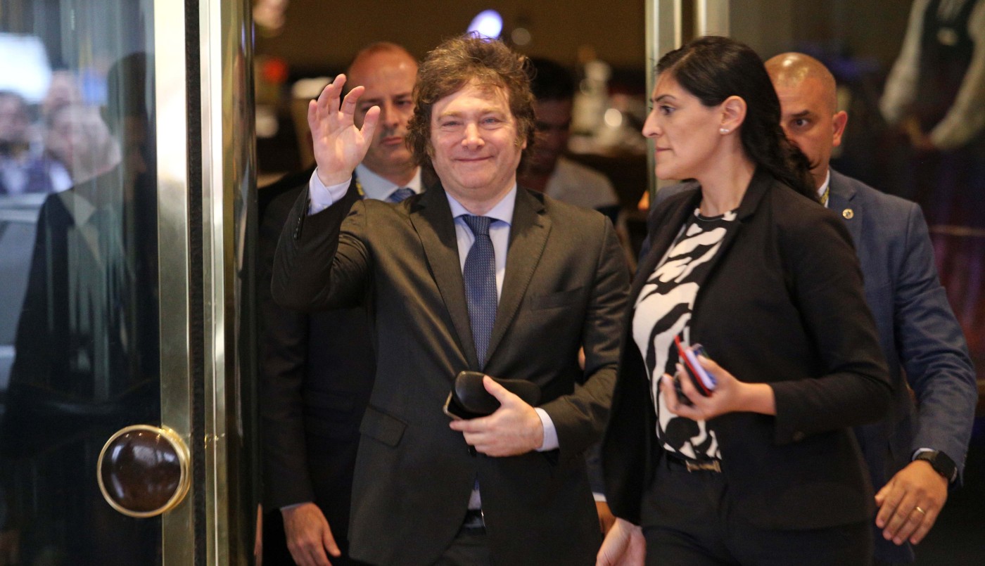 Milei anticipó cuándo levantará el cepo al dólar y dijo que "comprar en el blue ya no es delito" | Política