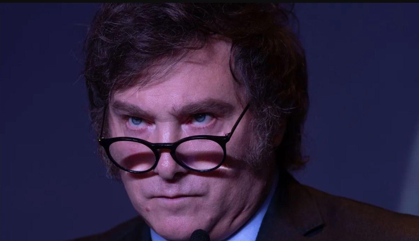 Milei volvió a defender el DNU: "Quieren mantener encadenados a los argentinos" | Política