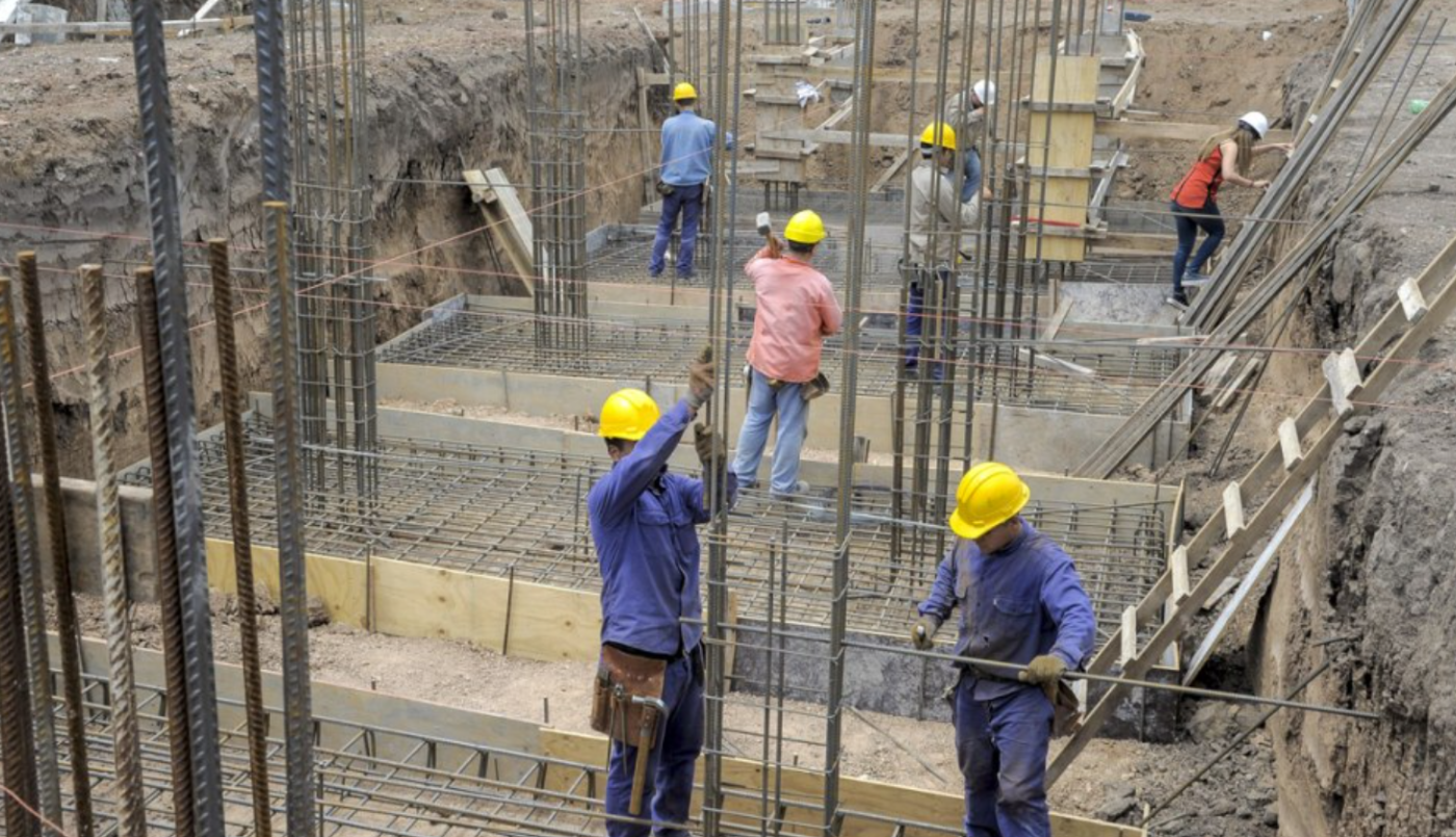 Salarios: UOCRA logró una suba de 20% para enero y negociará aumentos todos los meses | Economía