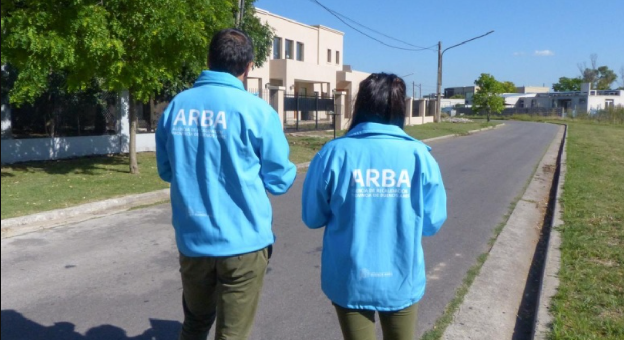 Operativo de ARBA en Pinamar: 215 casas de lujo y 17 edificios declarados como baldíos | Actualidad