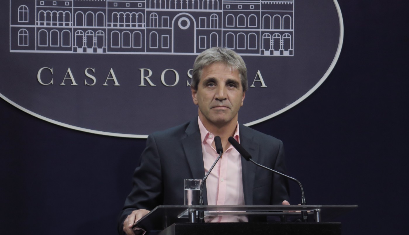 Caputo sobre la dolarización: "Las condiciones para eso son mejores que cuando asumimos" | Economía