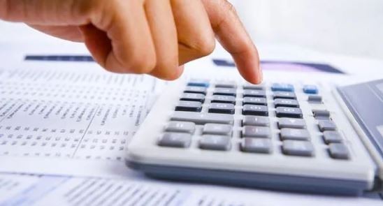 Ante los recortes generalizados, hay provincias que analizan subir Ingresos Brutos | Economía