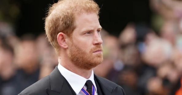 El príncipe Harry habló con su padre Carlos III y viajará a Inglaterra | Internacionales