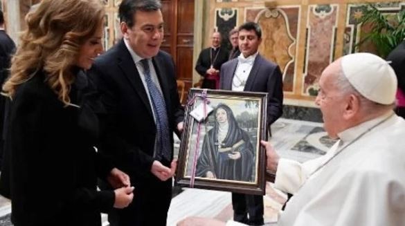 El Papa recibió al gobernador de Santiago del Estero, en la previa del encuentro con Milei | Política
