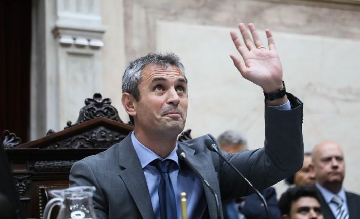 "Han estado bastante tiempo sin abrir la boca": la respuesta de Martín Menem a la UCR | Política