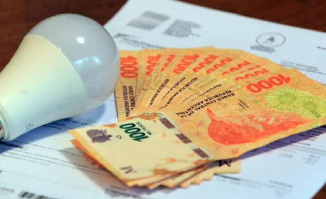 Inflación: subió el tope de ingresos para solicitar los subsidios a la luz y al gas | Economía