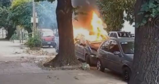 La Plata: un hombre fue detenido por incendiar al menos 10 autos en lo que va de 2024 | Actualidad