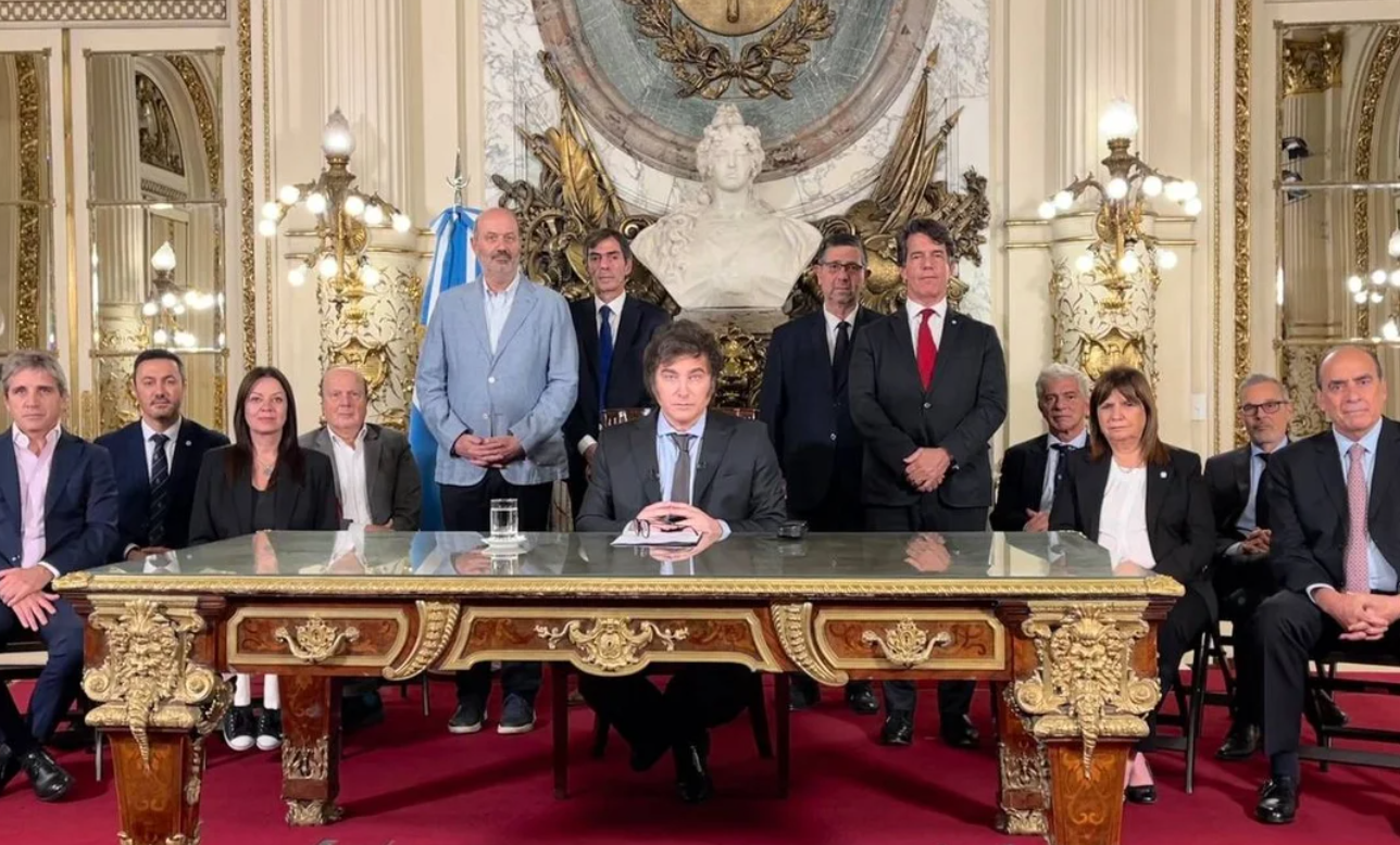 El Gobierno apeló ante la Corte el fallo que anuló el capítulo laboral del DNU | Política