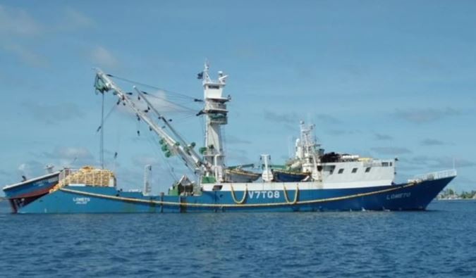 Rescataron a seis personas tras estar 37 días a la deriva en el Pacífico | Internacionales