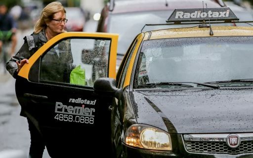 Aumentan los taxis en Capital Federal: cuánto costará el horario diurno y la bajada de bandera | Economía
