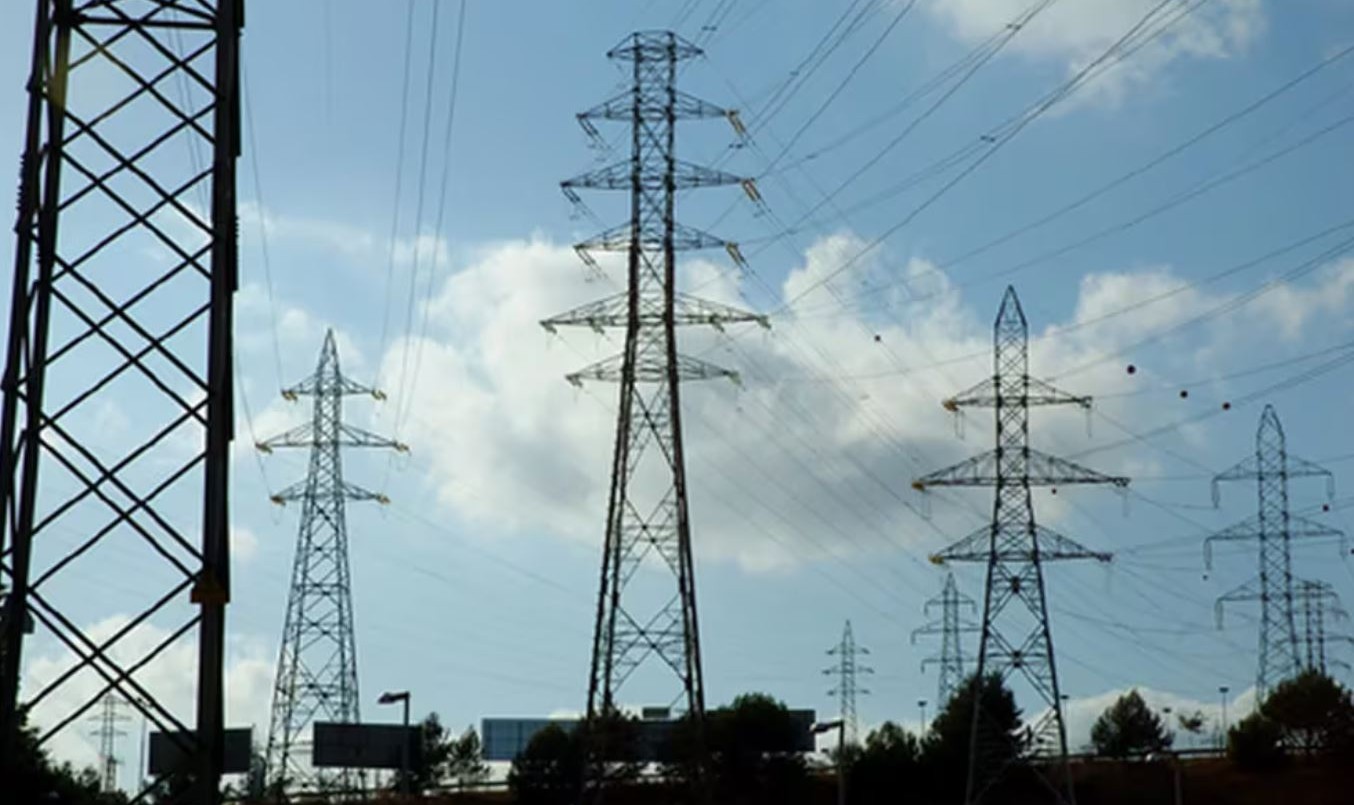 Energía en crisis: Transener informó que no podrá pagar sueldos por la deuda de Cammesa | Economía