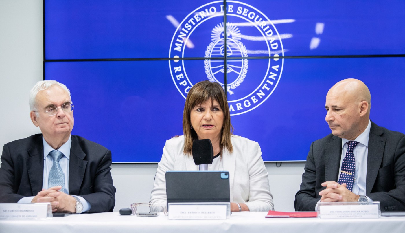 Bullrich anunció un nuevo reglamento de uso de armas de fuego para las fuerzas federales | Política