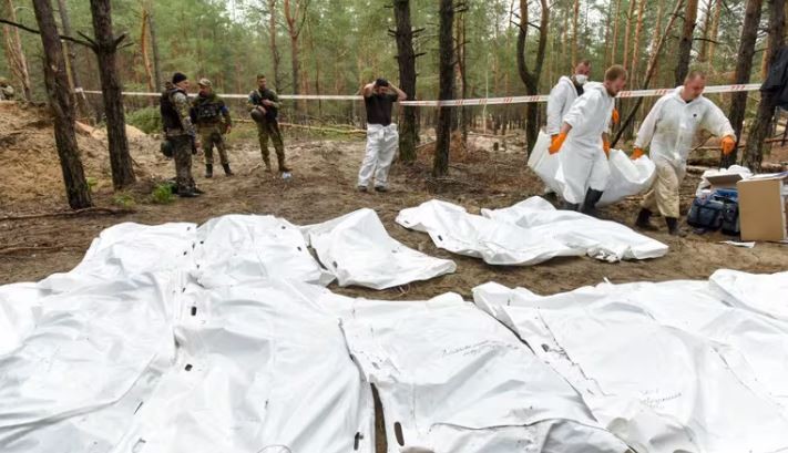 Hallan más de 1.200  cuerpos de civiles ucranianos asesinados por Rusia | Internacionales