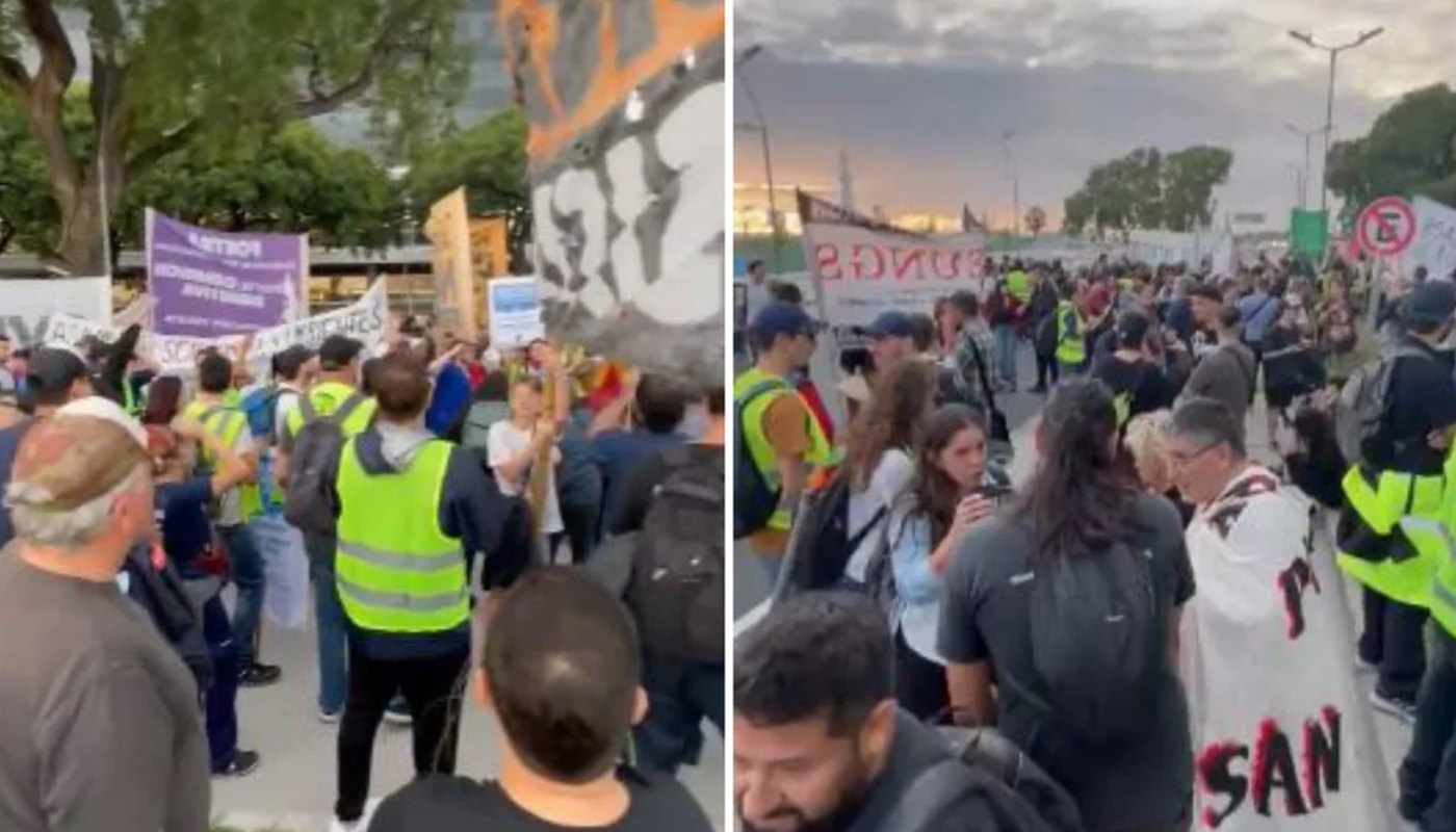 Caos de tránsito frente a Aeroparque por una protesta de trabajadores tercerizados de Aerolíneas Argentinas | Actualidad