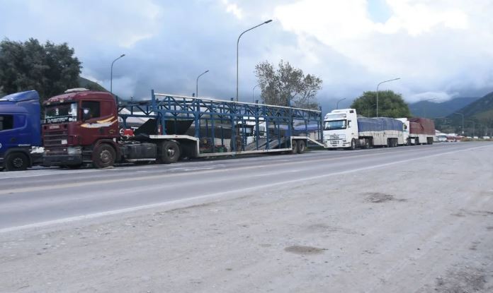 Jujuy busca resolver la dramática situación de camioneros varados | Actualidad