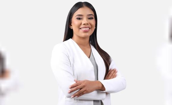 La alcaldesa más joven de Ecuador murió a tiros junto a un asesor, mientras la violencia se apodera de país | Internacionales