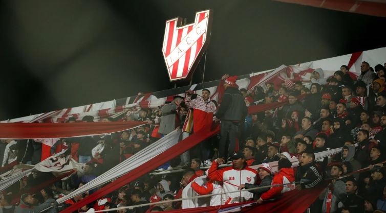 Un menor herido de bala en un enfrentamiento entre facciones de la barra de Instituto | Actualidad