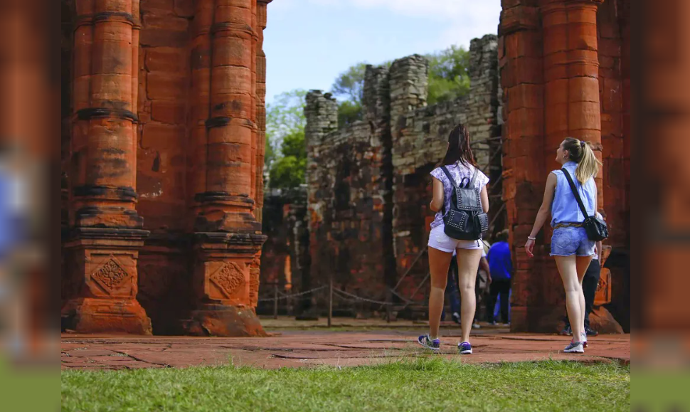 Fin de semana XXL: viajaron 3,2 millones de turistas por el país y gastaron $631.667 millones | Economía