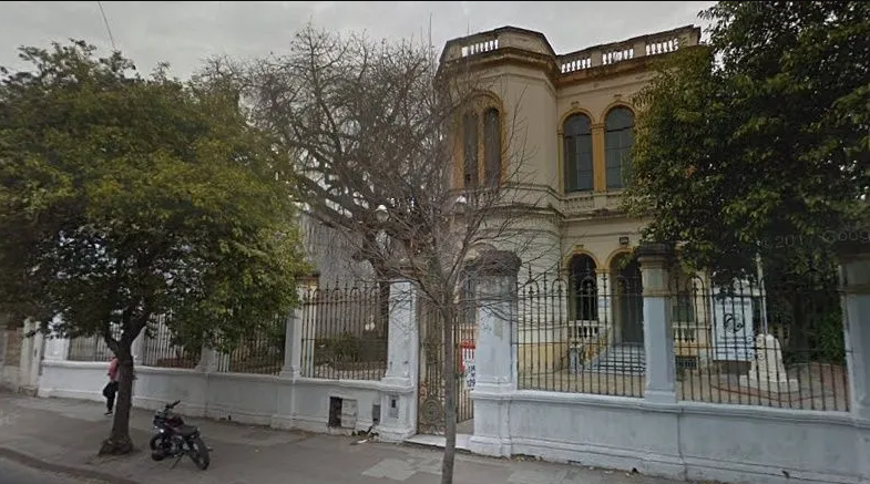 Rescate de una escuela: la Provincia de Santa Fe pagará por el edificio para evitar el desalojo | Actualidad