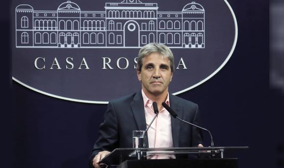 Vaticinan que la Argentina podrá volver al mercado internacional de crédito en 2025 | Economía