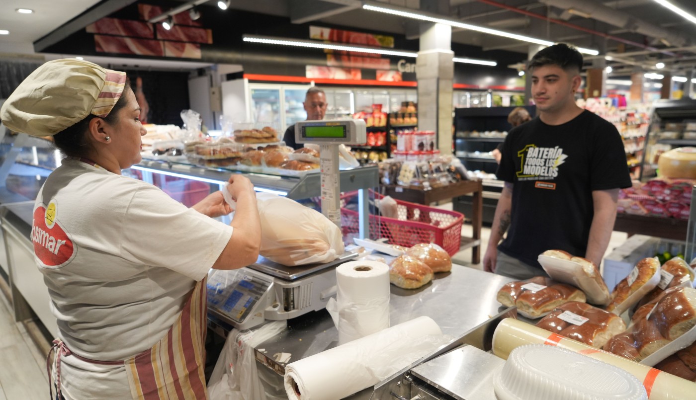 Canasta básica: una familia necesitó $773.385 en marzo para no ser pobre | Economía