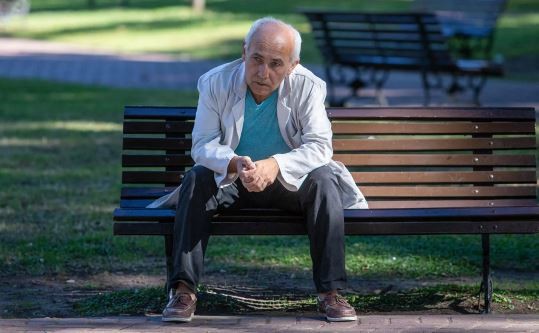 Consultores contradicen a Milei: el 35% del ajuste del gasto público recayó en los jubilados | Economía