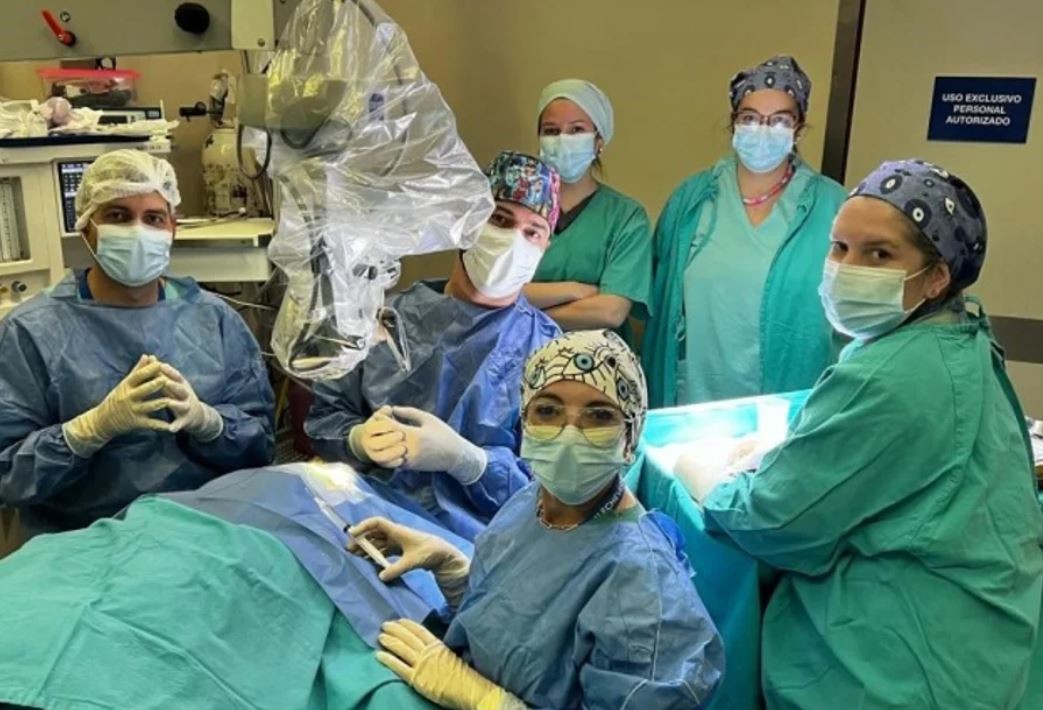 Tenía una grave infección y gracias a un trasplante de córnea se evitó que pierda un ojo | Actualidad