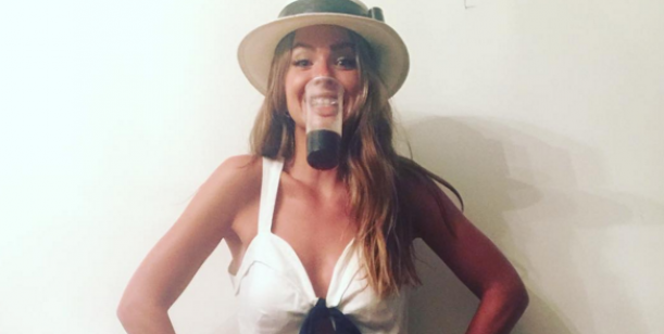 El Fin de Año de la China Suárez, a puro fernet | Espectáculos