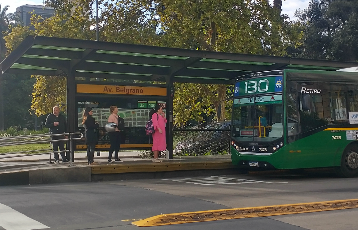 Los gremios del transporte realizan asambleas: "De ningún modo representan un paro" | Política