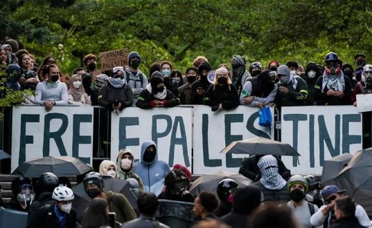 Se generalizan protestas de universitarios contra los bombardeos israelíes en Gaza | Internacionales