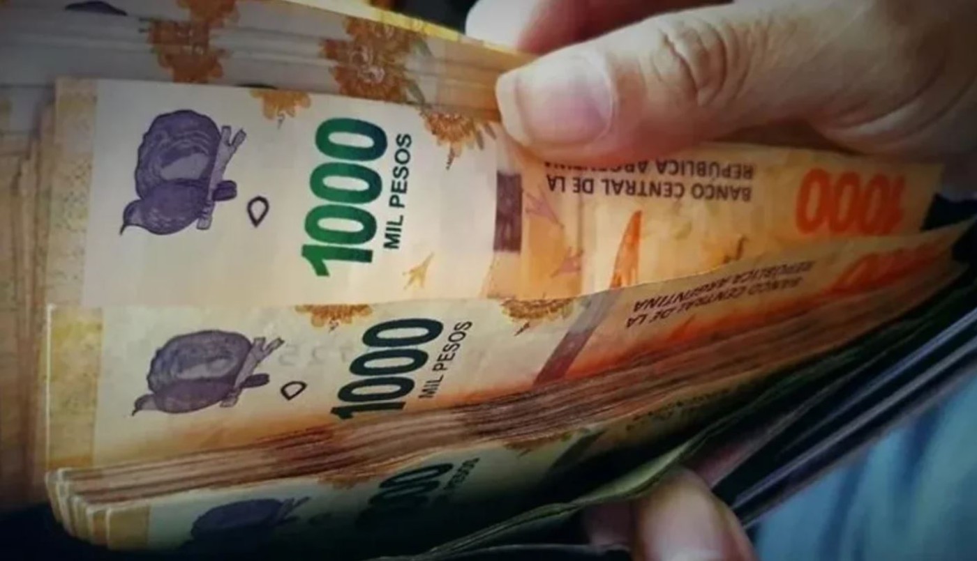 Clase media en extinción: a cuánto se fue la canasta básica porteña para no caer en la pobreza | Economía