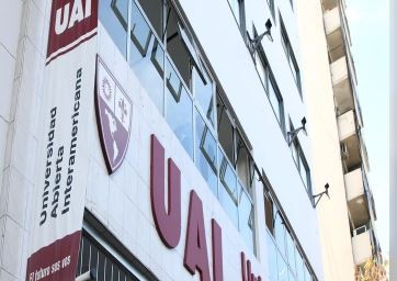 La Universidad Abierta Interamericana confirmó que la estudiante se arrojó | Actualidad