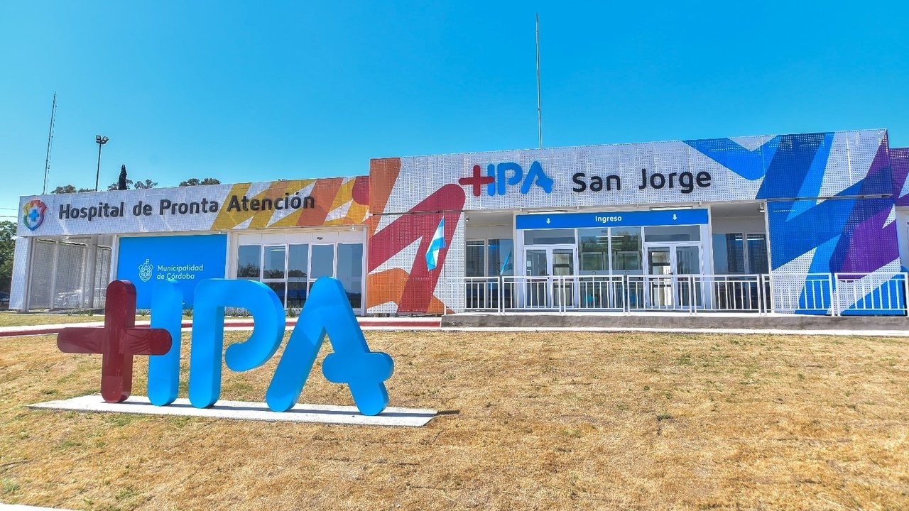 Córdoba: Un hombre cayó mientras podaba un árbol y falleció | Actualidad