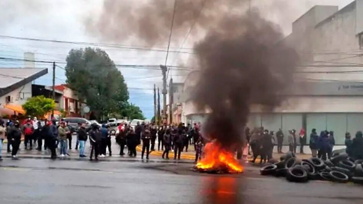 Los policías de Misiones negaron un "acuartelamiento" y piden aumento mayor al 100% | Actualidad