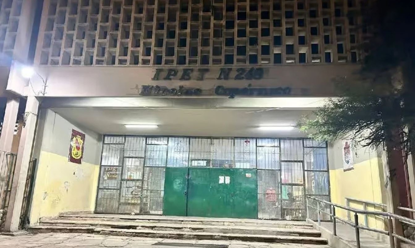 Imputaron a los padres de una estudiante por golpear y amenazar a compañeros | Actualidad