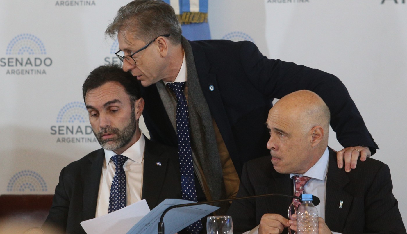 Ley de Bases: sin las firmas para el dictamen, el oficialismo entró en cuarto intermedio | Política