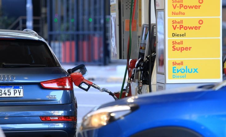 Aumentan la nafta y el gasoil: cuánto costarán a partir de esta medianoche | Economía