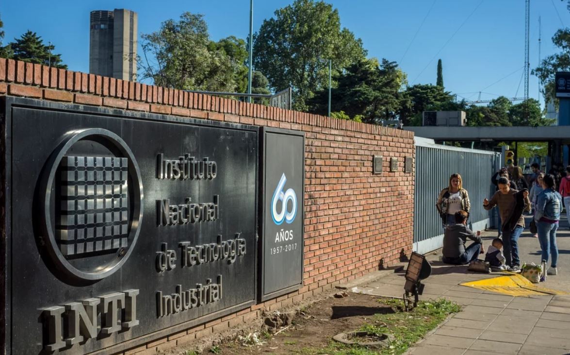 Plan motosierra: confirman el cierre de las sedes del INTI | Economía