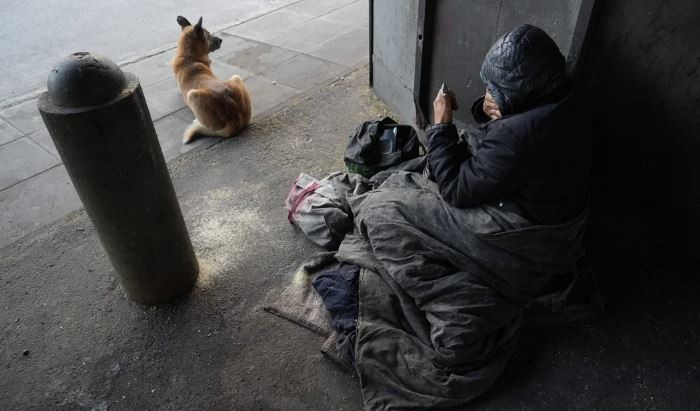 Según un estudio de la UCA, en el primer trimestre la pobreza trepó al 55,5% y la indigencia al 17,5% | Economía