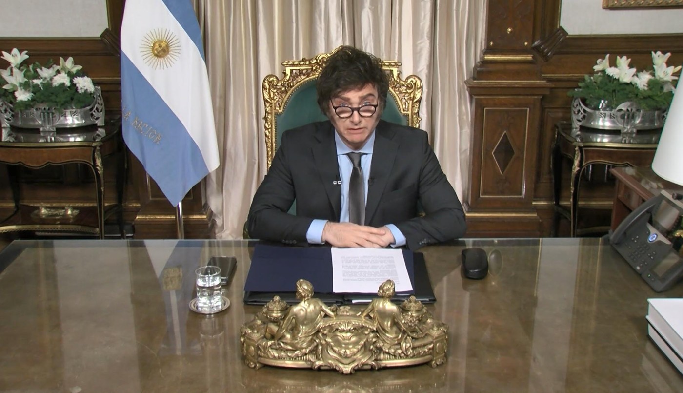 Milei anunció que vetará la reforma jubilatoria y renuncia a la jubilación de privilegio | Política