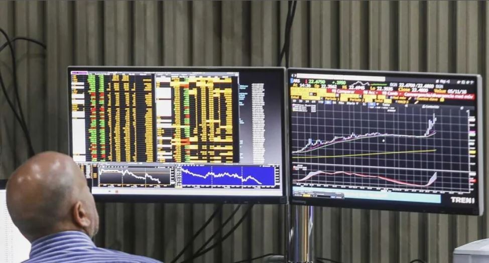 Los mercados se recuperan tras las fuertes caídas de la semana | Economía