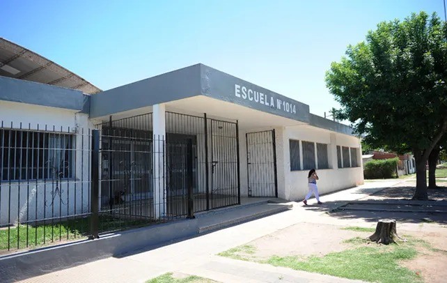 Se cayó una reja en una escuela en Santa Fe: varios alumnos resultaron heridos | Actualidad