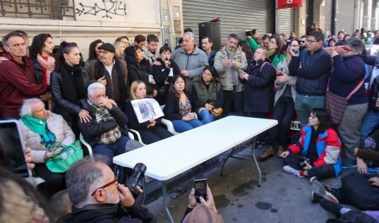 "Mi madre sería incapaz de tirar proyectiles", afirmó la hija de una detenida en los incidentes en el Congreso | Actualidad