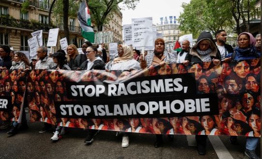 Francia registró un aumento de todos los tipos de racismo en 2023, según un informe | Internacionales