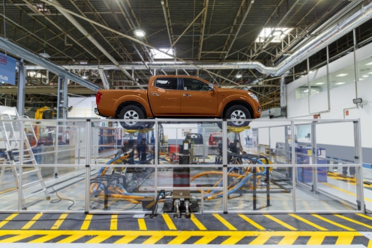 Renault y Nissan frenan su producción hasta el fin de semana | Economía