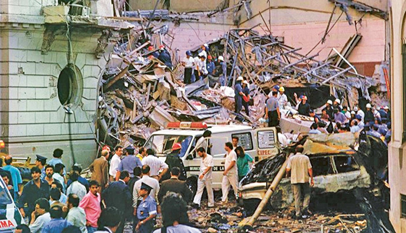 A 30 años del atentado a la AMIA, Irán amenaza a Milei: "Haremos lamentar su enemistad" | Política