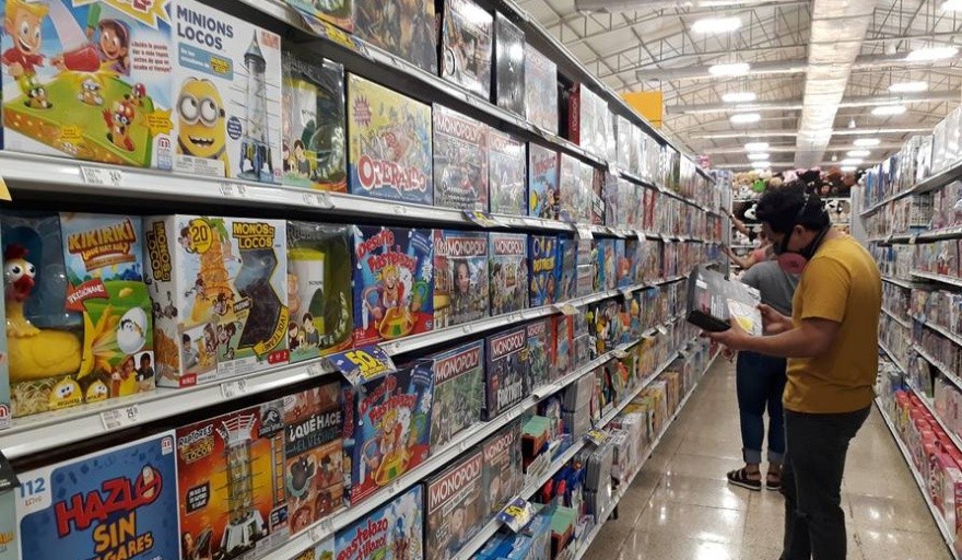 Según un relevamiento de la CAME, las ventas minoristas por el Día de la Niñez cayeron un 14,4% | Actualidad