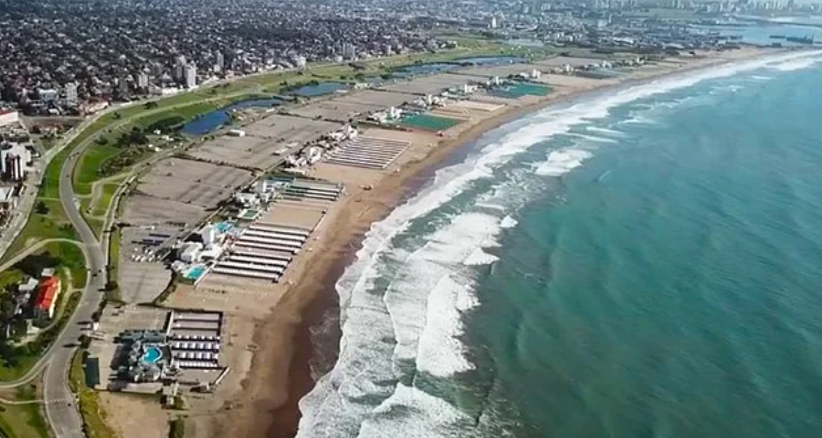 El Municipio quiere sacarle a la Provincia la administración de Punta Mogotes:  "Está lleno de carpas, abandonado y triste" | Actualidad